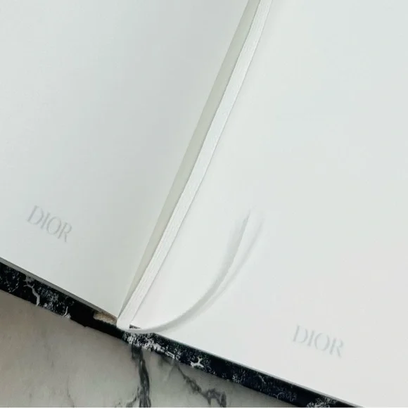 NEW! Christian Dior Blue & White Toile de Jouy Motif Unlined Notebook - Picture 12 of 14